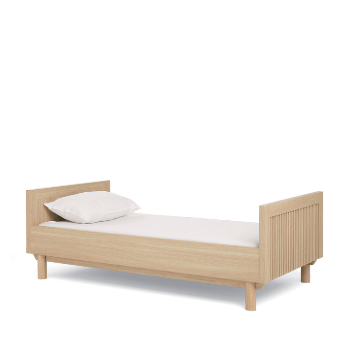 Mamas and Papas Oska Cot + Dresser + Mattress Bundle - Oak