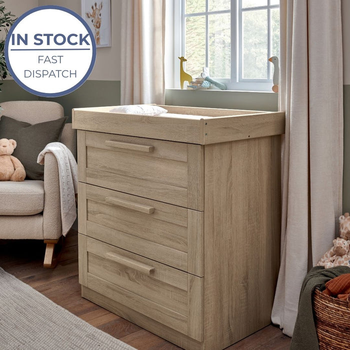 Mamas and Papas Atlas Oak Dresser/ Changer