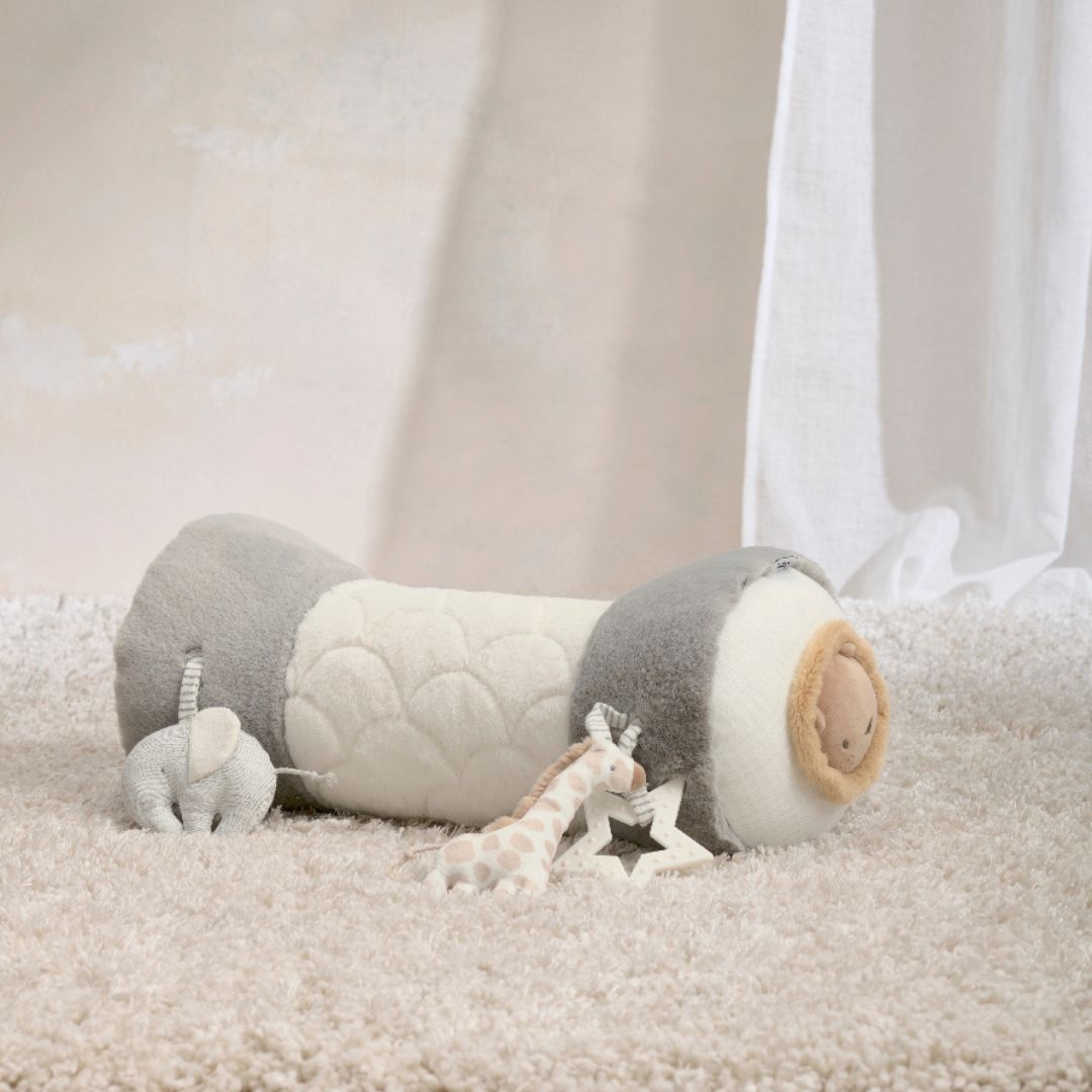 Mamas and Papas Welcome to the World Safari Tummy Time Roll — The Kids ...
