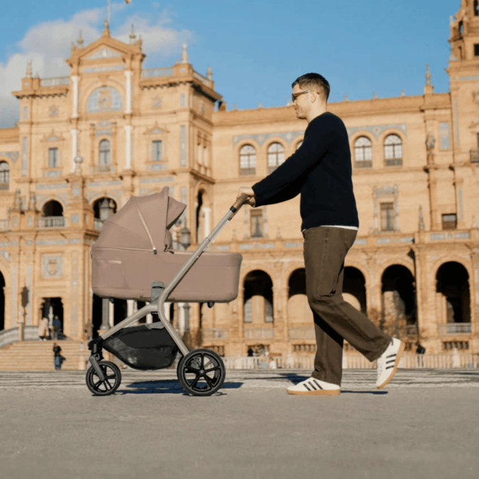 Silver Cross Breez Carry Cot - Champagne
