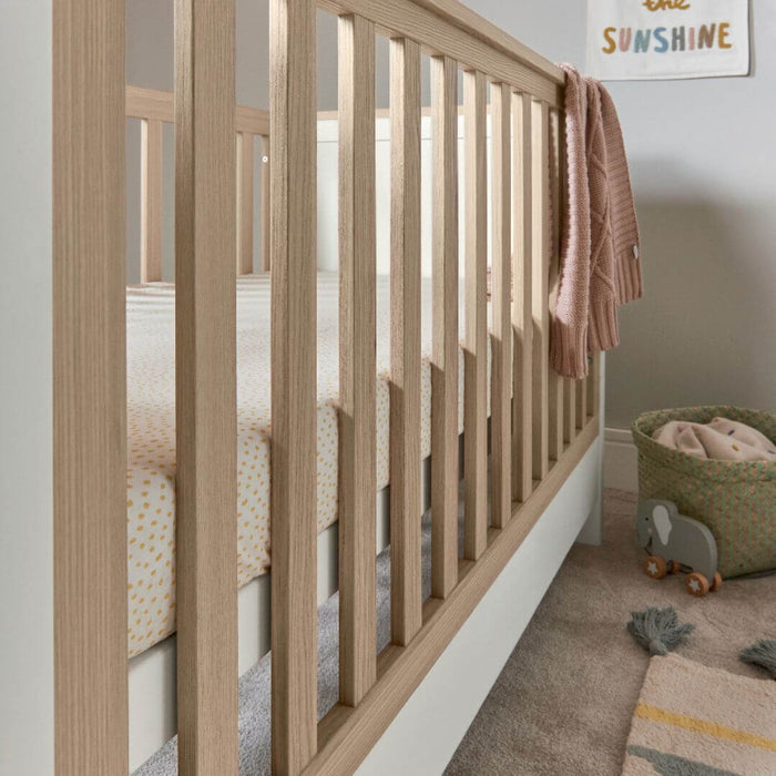 Mamas and Papas Harwell White Cot Bed