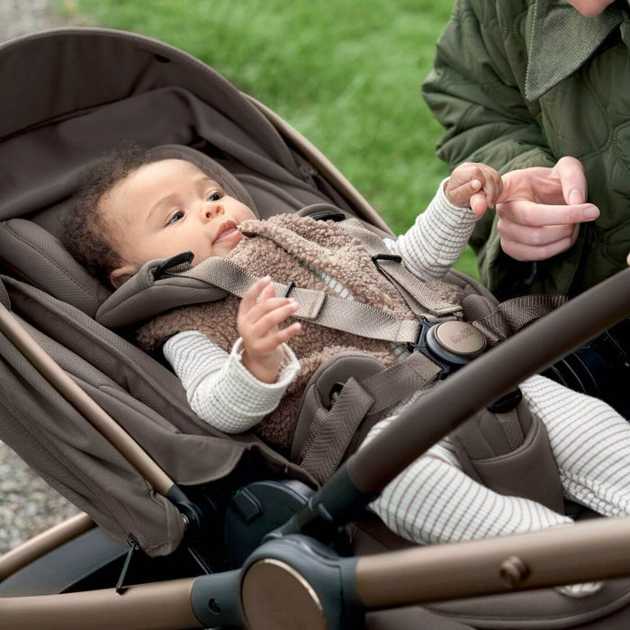Mamas and Papas Ocarro 2 Stroller - Crema