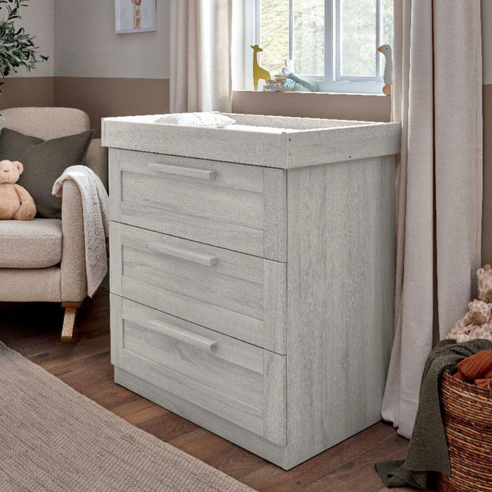 Mamas and Papas Atlas Nimbus White Dresser/ Changer