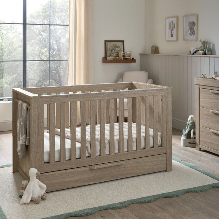 Mamas and Papas Franklin Oak Cot Baby Cots NZ Auckland Baby