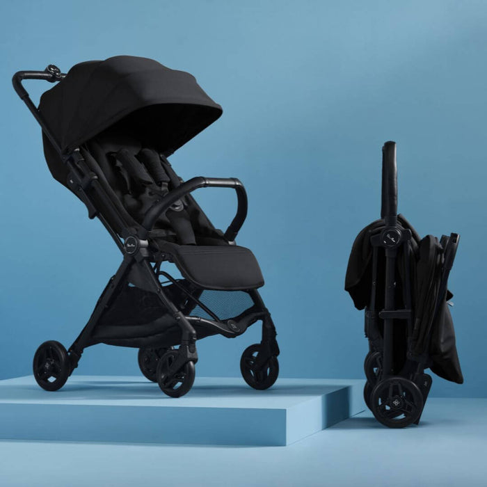 Silver Cross Jet 5 - Space