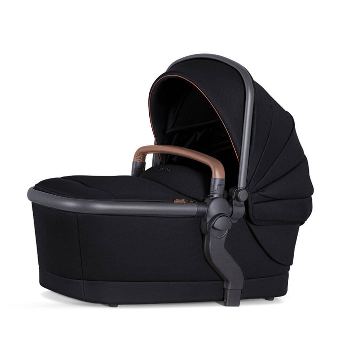Silver Cross Wave 3 Seat, Carry Cot & Tandem Seat Bundle - Licorice *PRE-ORDERS ONLY, This is not a line we carry*