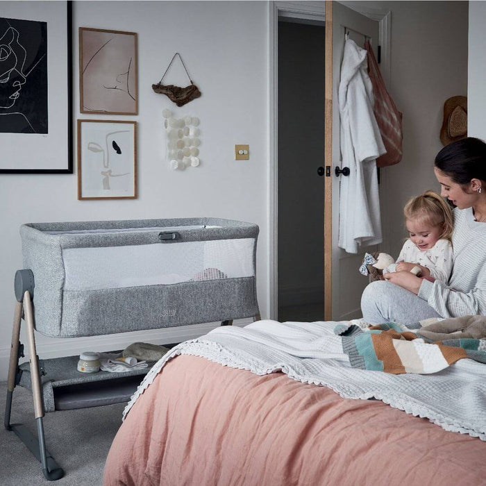 Mamas and Papas Lua Bedside Crib - Grey